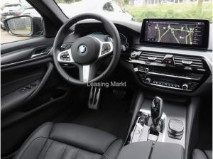 BMW 530 e xDrive Touring*Sportpaket*Komfortsitze*AHK