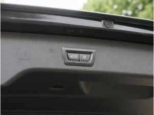 BMW 530 e xDrive Touring*Sportpaket*Komfortsitze*AHK