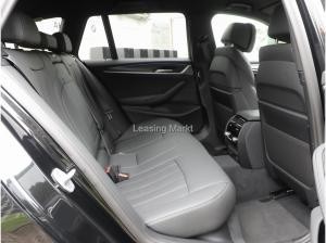 BMW 530 e xDrive Touring*Sportpaket*Komfortsitze*AHK