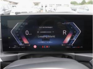 BMW 330 i xDrive*M-Sportpaket*Glasdach*Leder*LED*AHK*