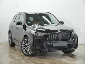 BMW iX1 xDrive30 M Sportpaket Head-Up AHK Sportsitze