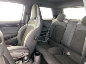 MINI Cooper JCW Aero.+Trim ACC Navi RFK AUT PDC