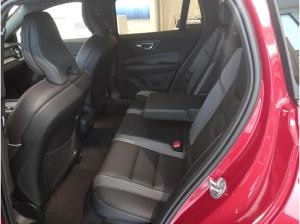 Volvo V60 Diesel Plus Dark