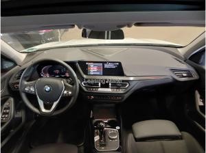 BMW 120 i Sport Line Steptronic Panorama Klimaaut.