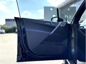 BMW ix M60 B&W Surround Head-Up DAB Aktivlenkung