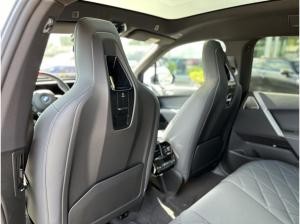 BMW ix M60 B&W Surround Head-Up DAB Aktivlenkung