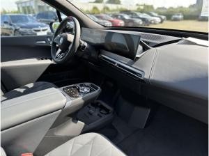BMW ix M60 B&W Surround Head-Up DAB Aktivlenkung
