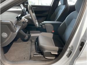 Volvo EX30 Plus Single Motor Extended Range | Vorführfahrzeug