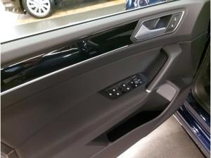 Volkswagen Touran 1.5 TSI DSG Highline R Line