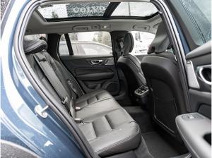 Volvo V60 Cross Country B5 AWD Ultimate Bright