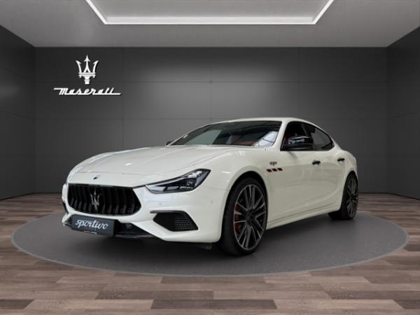 Abbildung Leasingangebot Maserati Ghibli