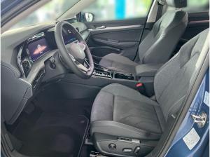 Volkswagen Golf Variant Style 1,5 l eTSI DSG AHK Pano Kamera Assistenz
