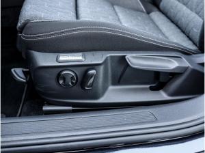 Volkswagen Passat Variant Business 1.5 TSI DSG AHK Navi ACC LED