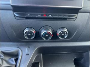 Renault Master Kasten DoKa 7-Sitzer L2H2 3,5t Einparkhilfe + Navi + Klima