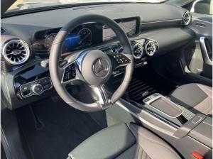 Mercedes-Benz A 180 Kompaktlimousine Progressive/Navi/Distronic * kurzfrsitig verfügbar *