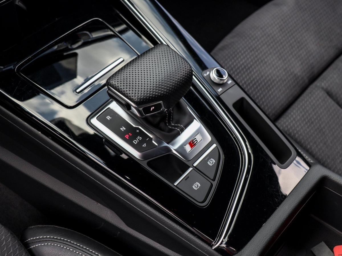 Audi S4 Avant 55 TDI Matrix-LED B&O AHK Kamera