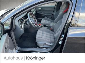 Volkswagen Golf VIII GTI 2.0 TSI DSG AHK BlackStyle HarmanK