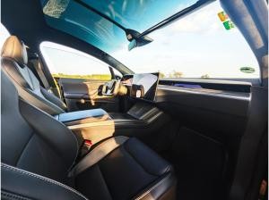 Tesla Model X Plaid