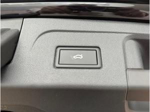 Volkswagen Touran Highline 2,0 l TDI DSG AHK 7Sitz Kamera Navi