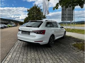 Skoda Superb Combi (3V5)