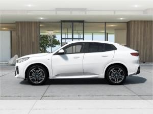 BMW iX2 eDrive20 Abverkauf Lager mit 0,25% Versteuerung