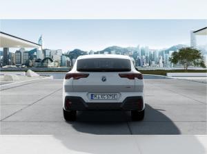 BMW iX2 eDrive20 Abverkauf Lager mit 0,25% Versteuerung