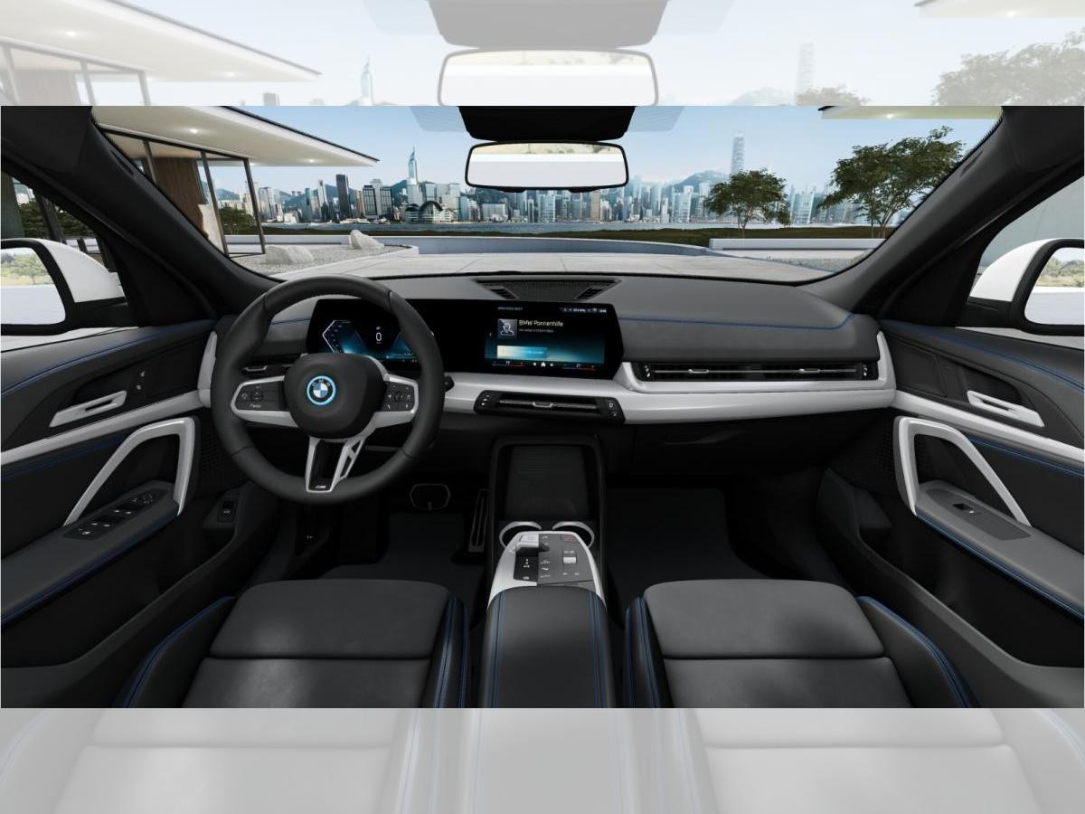 BMW iX2 eDrive20 Abverkauf Lager mit 0,25% Versteuerung