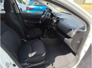 Mitsubishi Space Star Select