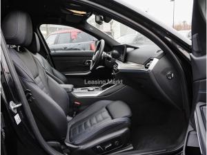 BMW 330 i Automatic Sport Aut. Klimaaut. Memory vorn