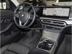 BMW 320 i Touring*Innovation + Comfort Paket*