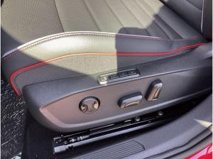 Volkswagen Golf GTI Clubsport 2,0 l  TSI  DSG / Head-Up-Display / Harman Kardon