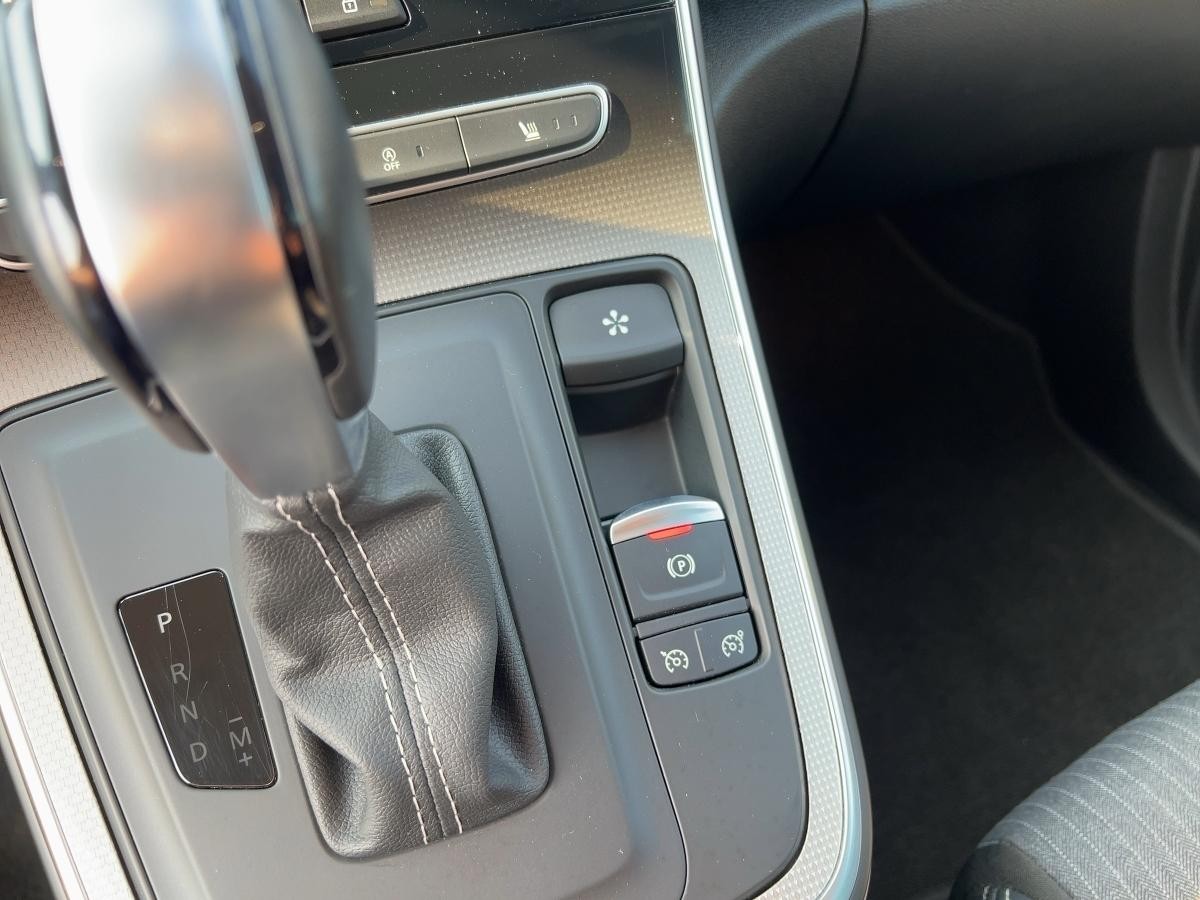 Renault Grand Scenic IV TCe 140 EDC Automatik 7-Sitze