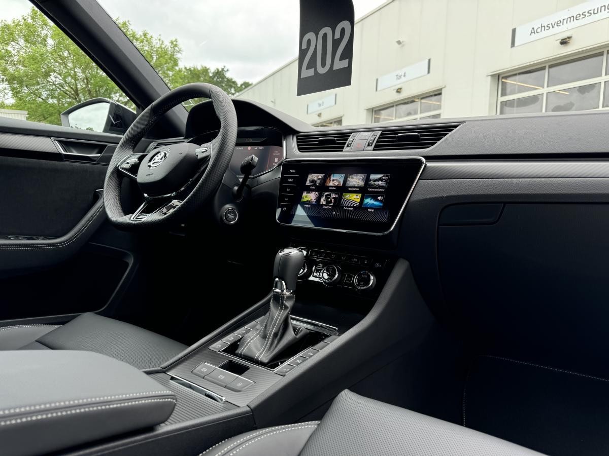 Skoda Superb III Combi 2.0 TSI DSG 4x4 Sportline