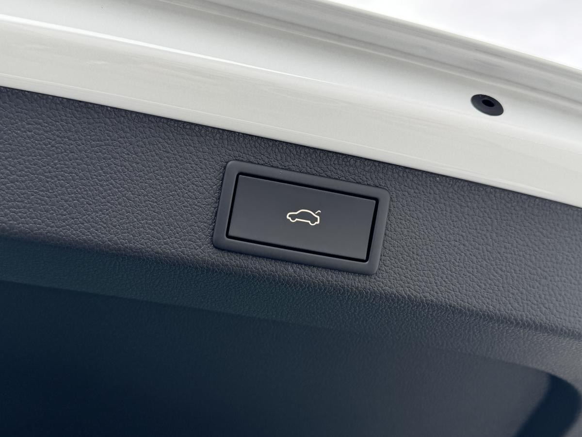 Skoda Superb III Combi 2.0 TSI DSG 4x4 Sportline