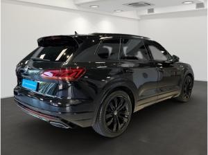 Volkswagen Touareg 3.0 TDI DSG - R-Line LED Leder ACC AHK Standheizung