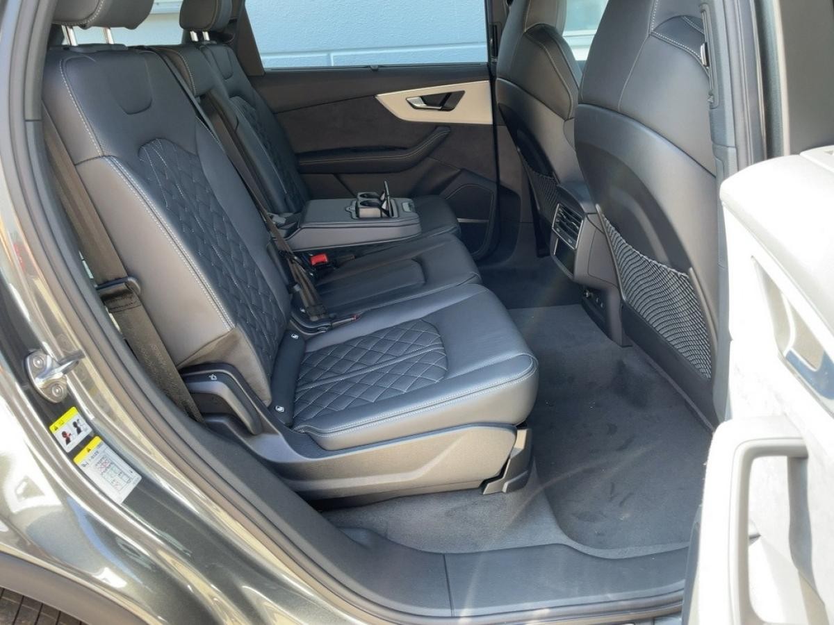 Audi Q7 SUV S line 50 TDI qu. tiptr. HUD Stdhzg.