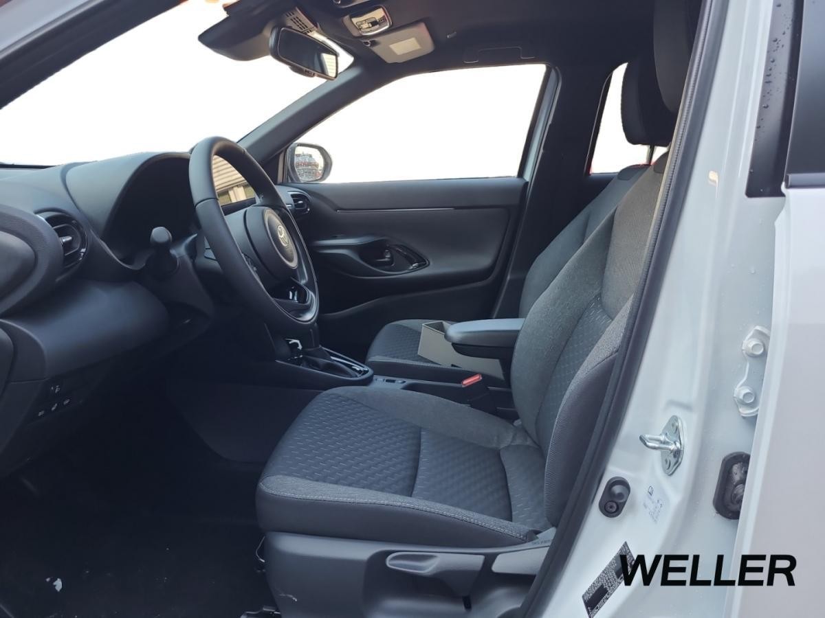 Toyota Yaris Cross Hybrid Team D +Winter-Paket +Metallic  *LAGER*