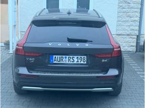 Volvo V60 Cross Country B4 AWD Plus