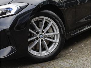 BMW 330 i Automatic M Sportpaket Innovationsp. HIFI