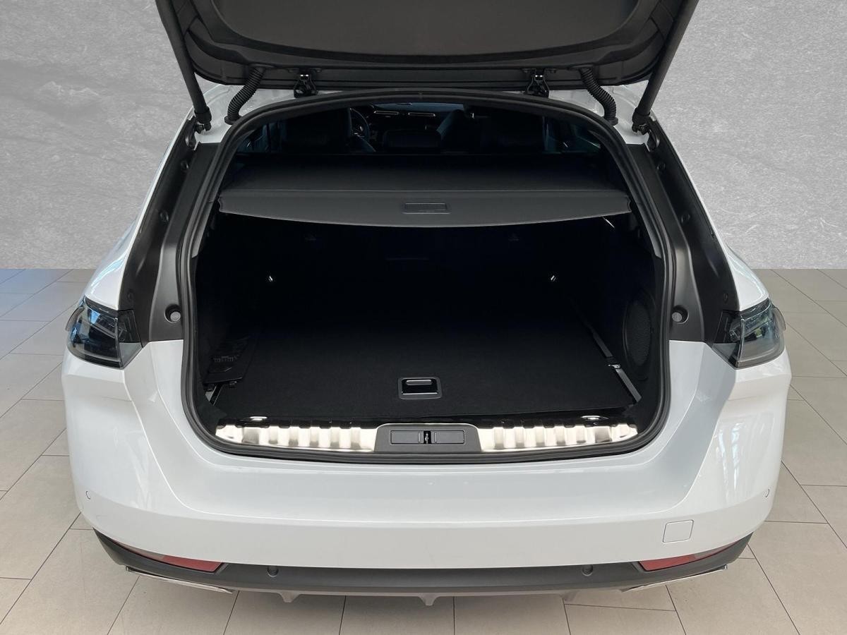 Peugeot 508 GT Blue-HDI