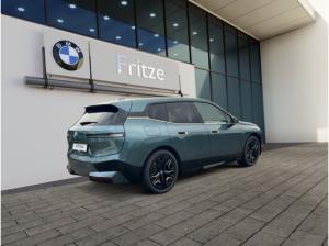 BMW ix 40 xDrive AHK/Laserlicht/M-Sport UPE: 102.259