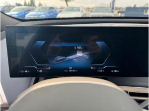 BMW ix 40 xDrive AHK/Laserlicht/M-Sport UPE: 102.259