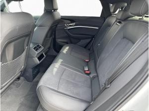 Audi SQ8 Spb. e-tron qu. - KAMERA - PANO - ACC - AHK