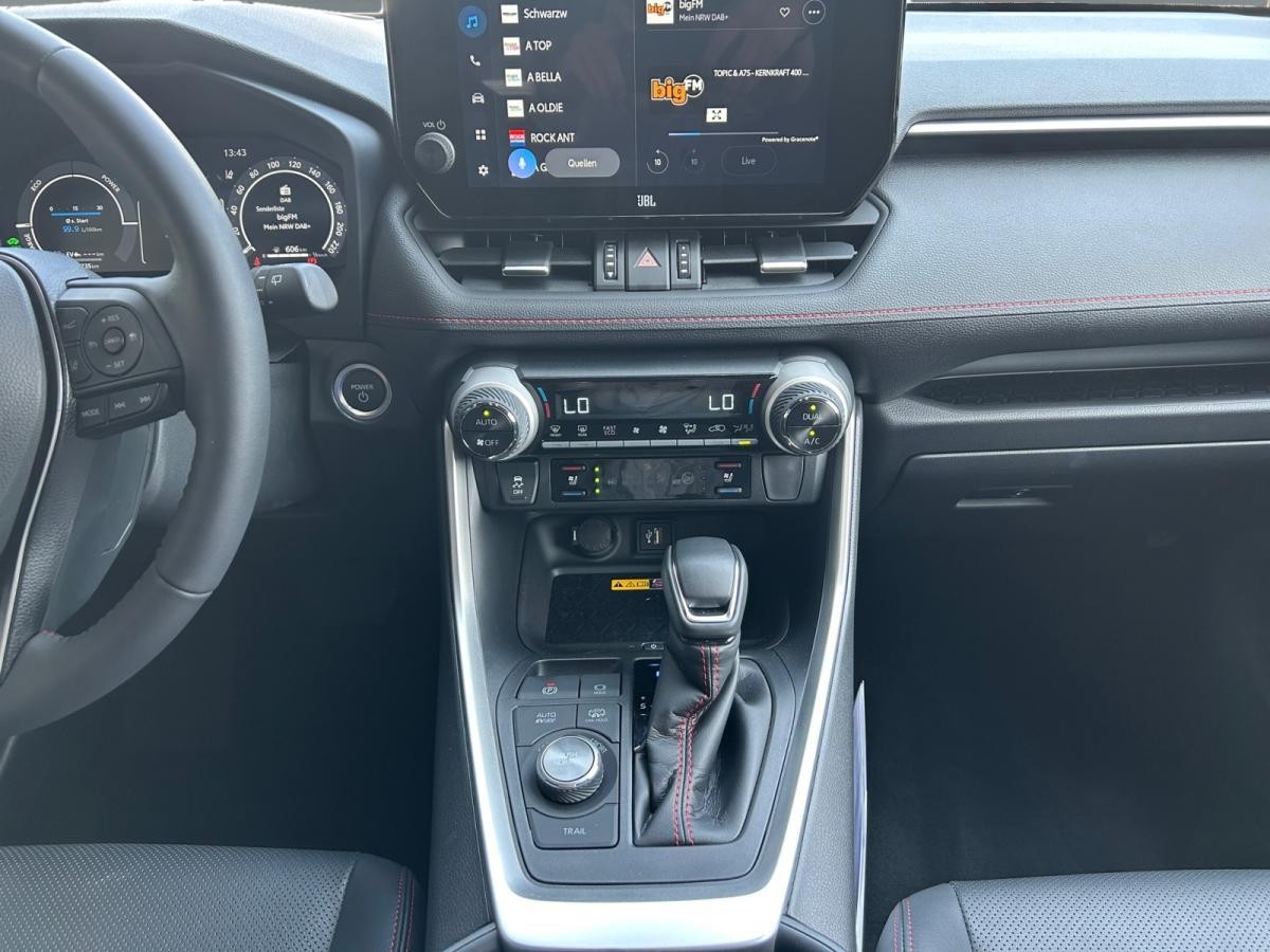 Toyota RAV 4 2.5 4x4 PlugInStyle +Navi+Carplay+360Kamera