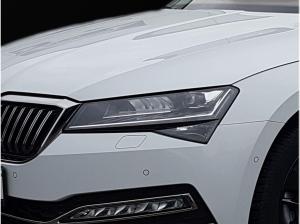 Skoda Superb Combi Style 2,0 TDI DSG NAVI/MATRIX/AHK/