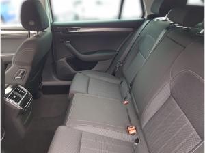 Skoda Superb Combi Style 2,0 TDI DSG NAVI/MATRIX/AHK/