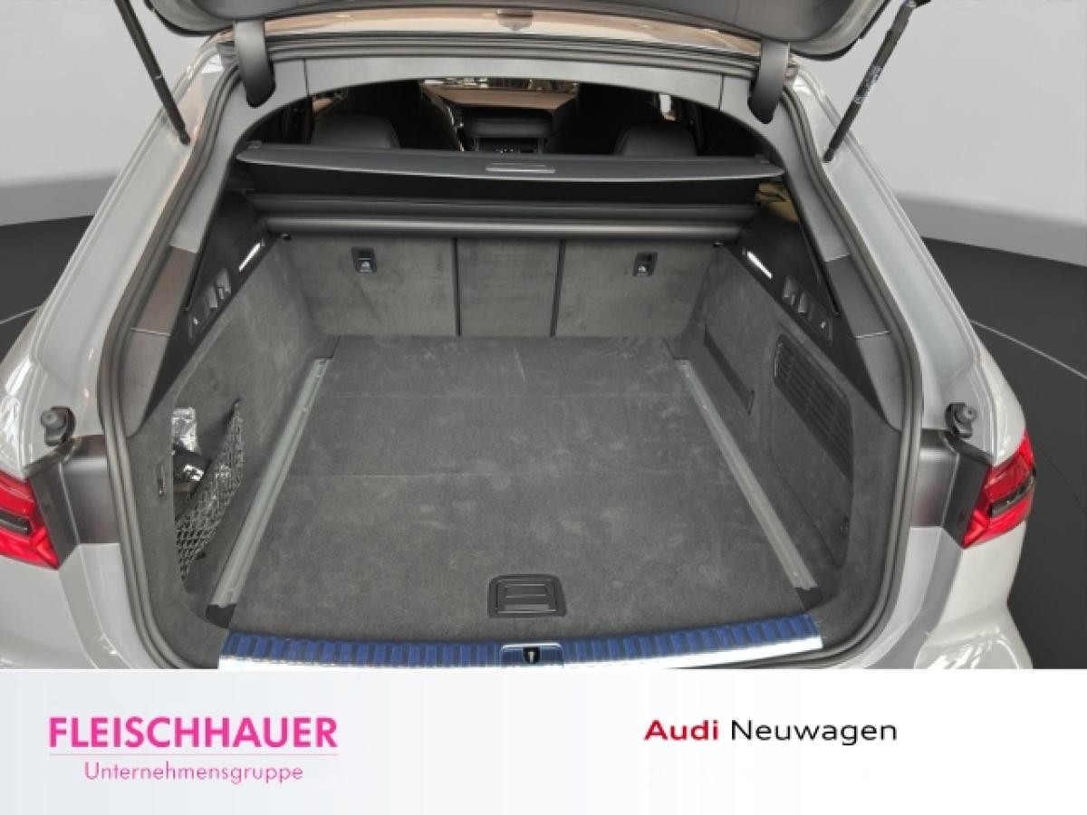 Audi RS6 4.0 TFSI quattro Avant 600 PS KERAMIK+HUD+AHK+PANO