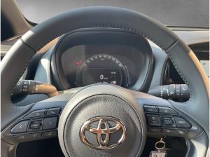 Toyota Aygo X Team Deutschland *GEWERBE*inkl. CAM I SHZ I TEL I ACC I DAB *KURZFRISTIG VERFÜGBAR*