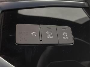 Audi Q3 40 TFSI quattro S line S tronic Navi Sitzhzg