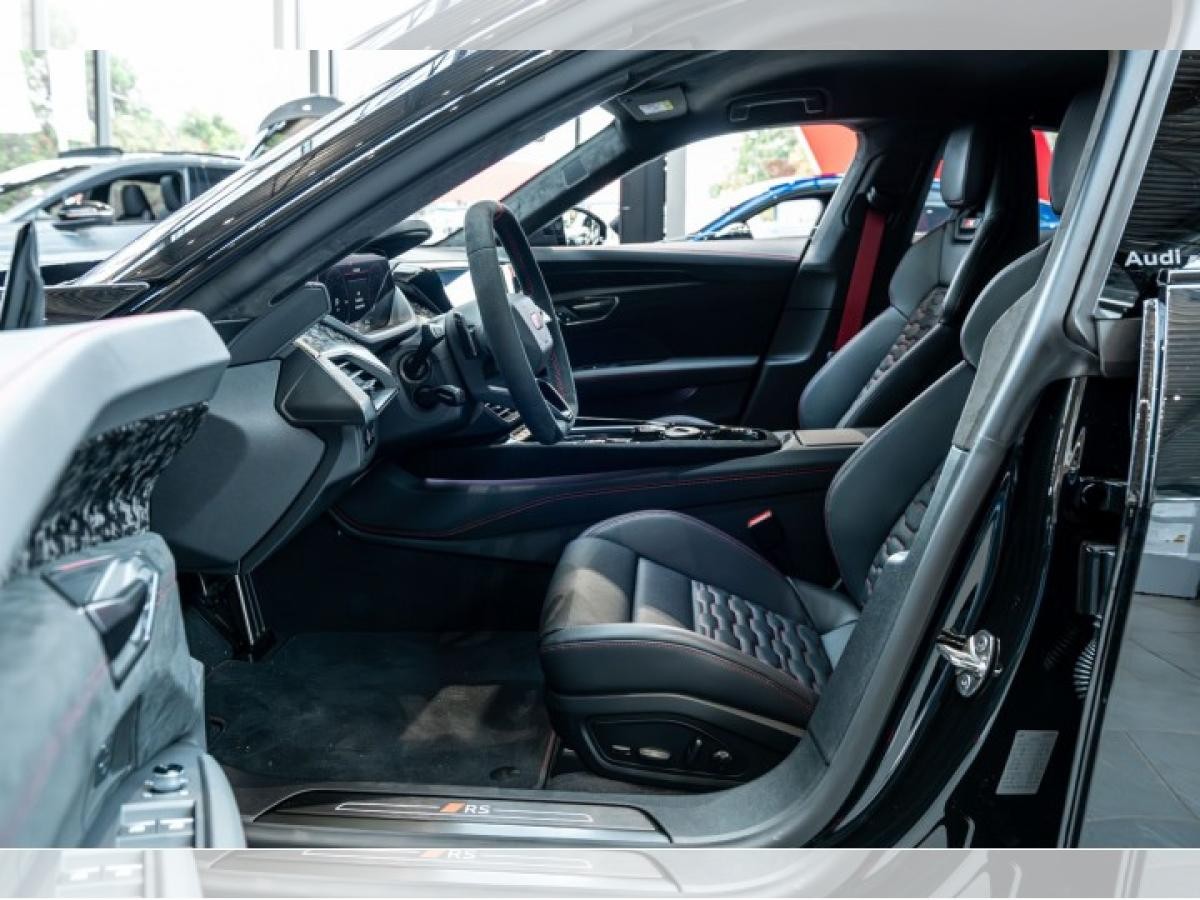 Audi e-tron GT RS performance quattro